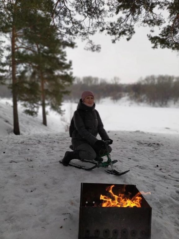 Катание на санях с семьёй.jpg